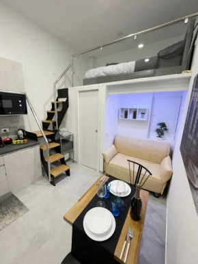 Appartamento in corte corso Genova Navigli Darsena Milano
